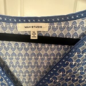 Max Studio Blue black and white blouse -size. XL